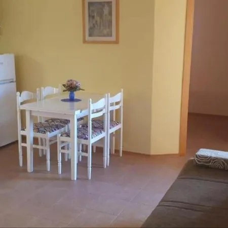 Διαμέρισμα Gogi - Two Bedroom A4 *