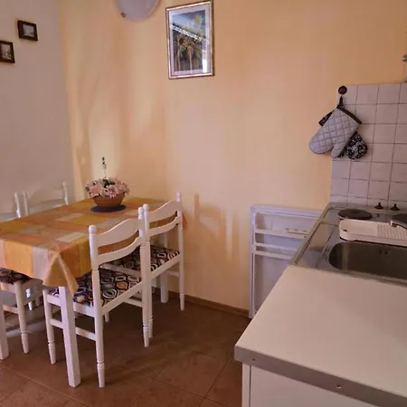 Διαμέρισμα Gogi - Two Bedroom A4 *