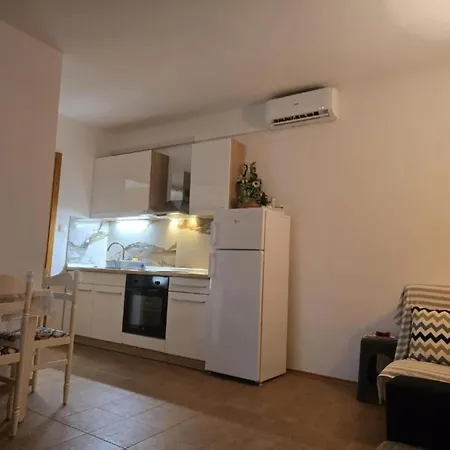 Gogi - Two Bedroom A4 *