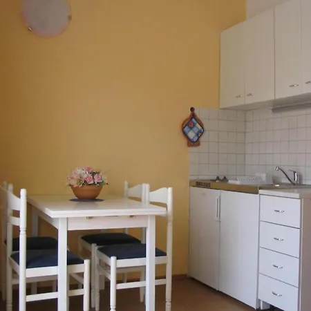 Διαμέρισμα Gogi - Two Bedroom A4 Τρογκίρ